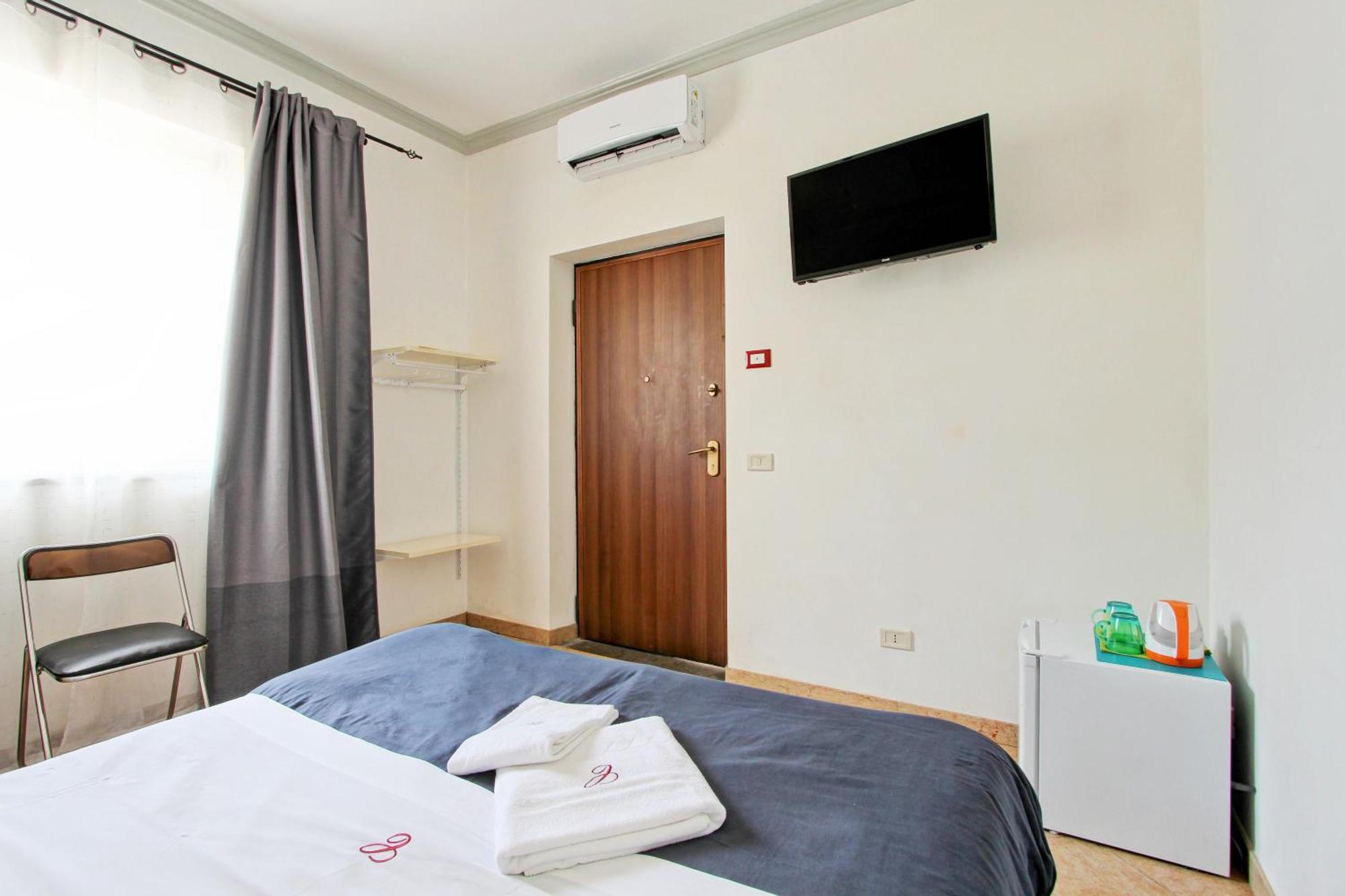 Hotel Borgo Dei Centurione Roma Esterno foto