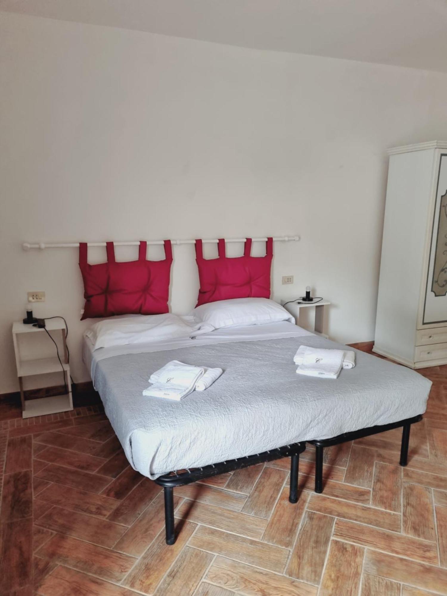 Hotel Borgo Dei Centurione Roma Esterno foto