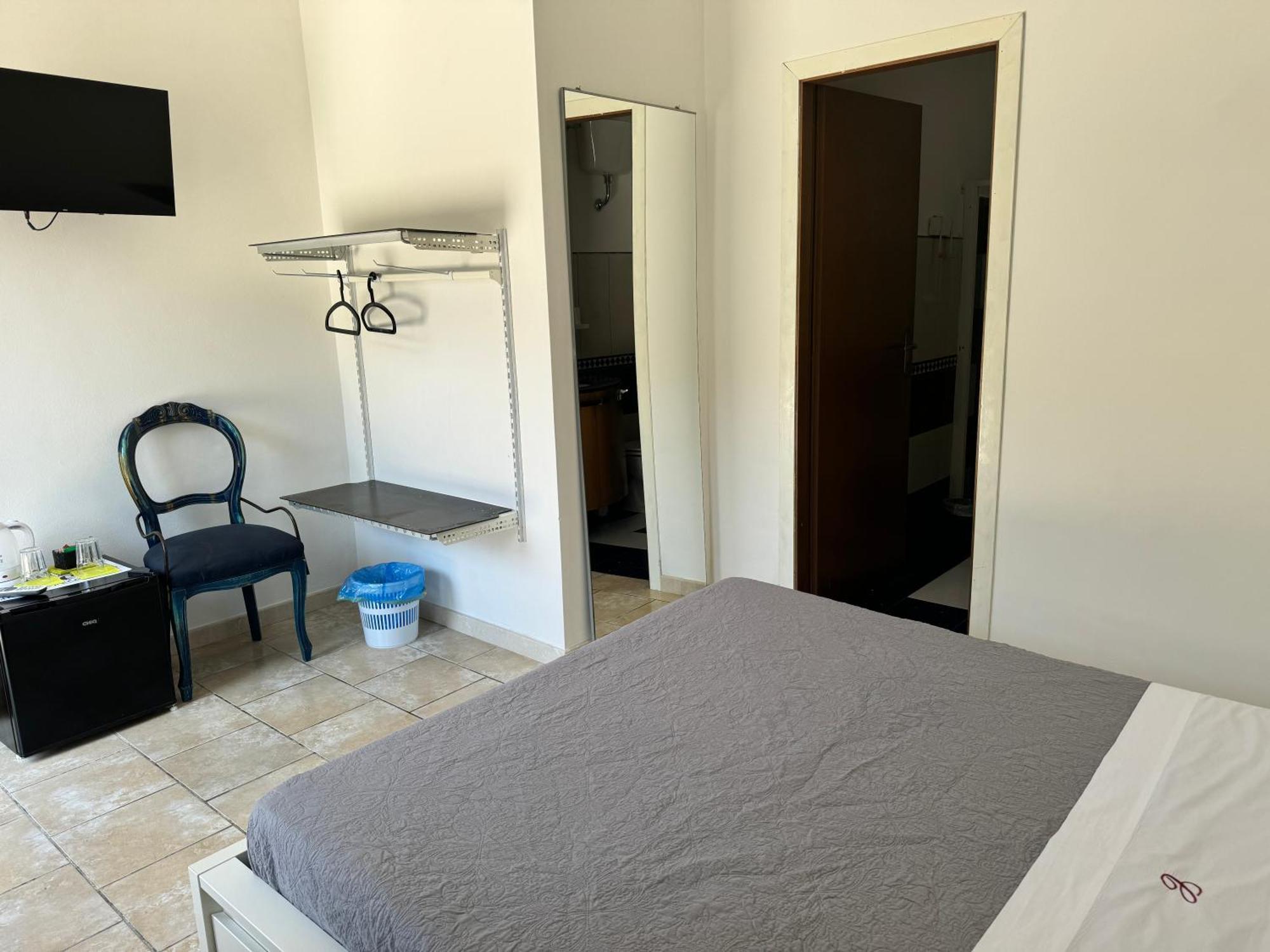 Hotel Borgo Dei Centurione Roma Esterno foto